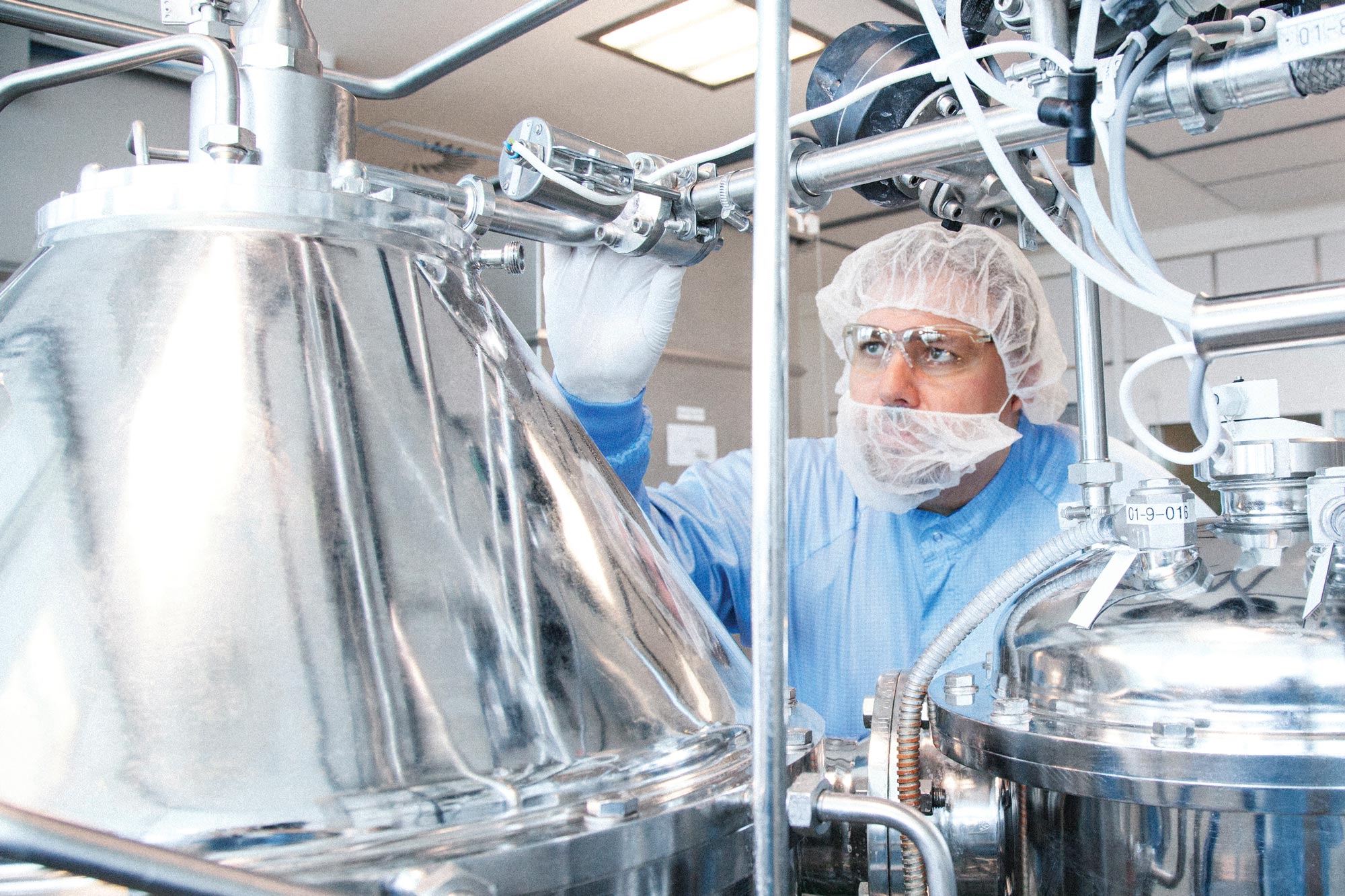 Contract Development Manufacturing (CDMO) | Biologics and Cell & Gene Therapies: AGC Biologics